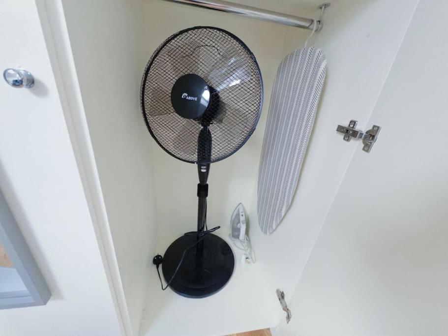Ideal Studio Loft 30Min To Central London Exterior foto