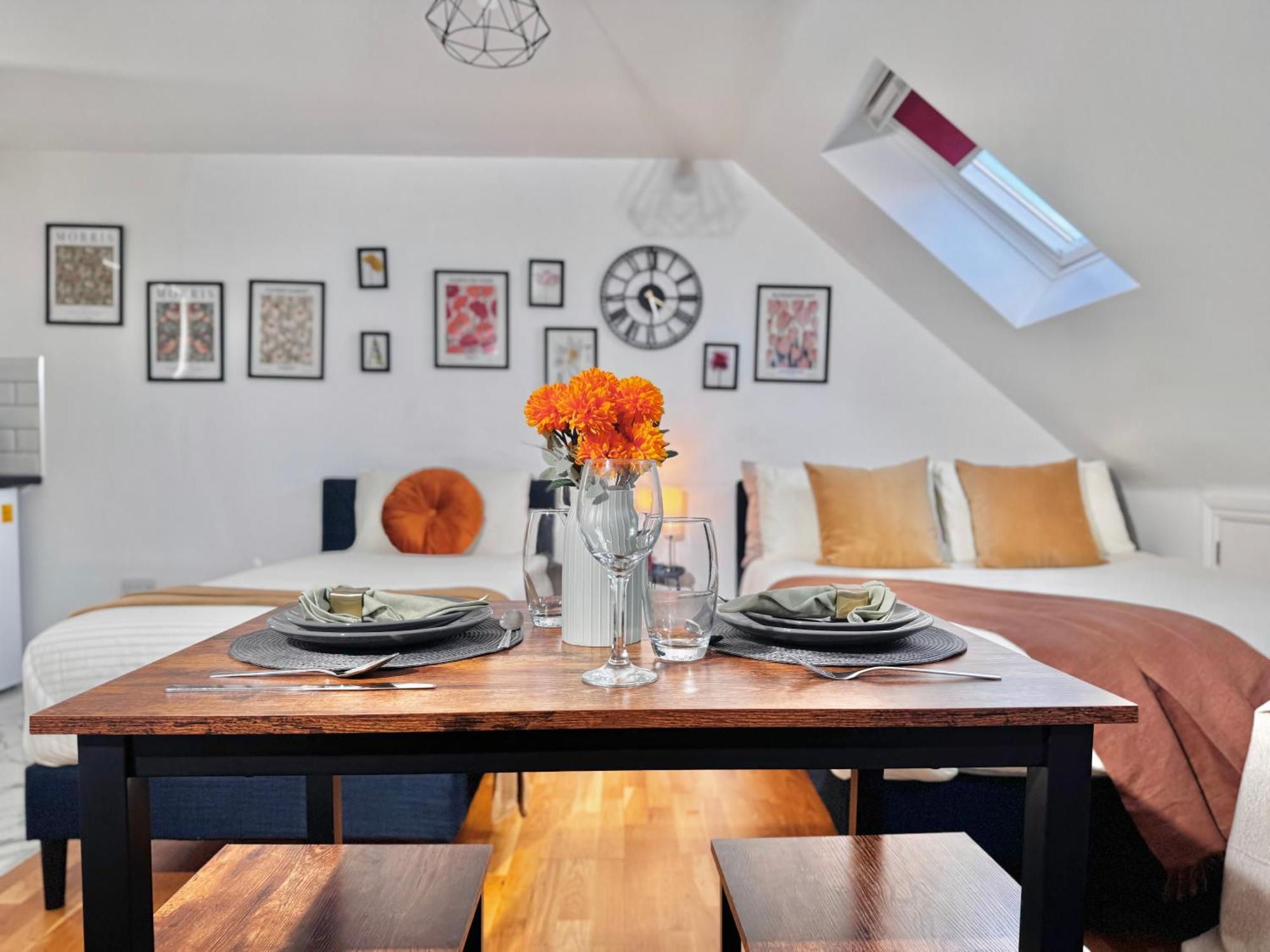 Ideal Studio Loft 30Min To Central London Exterior foto